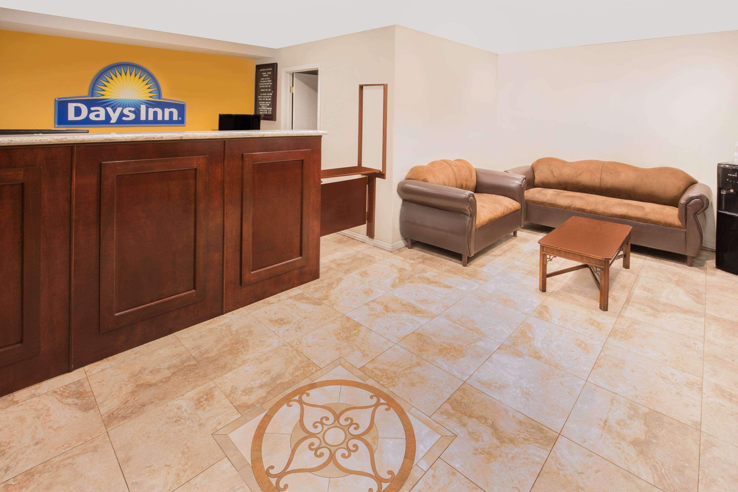 Days Inn By Wyndham Ontario Airport Kültér fotó