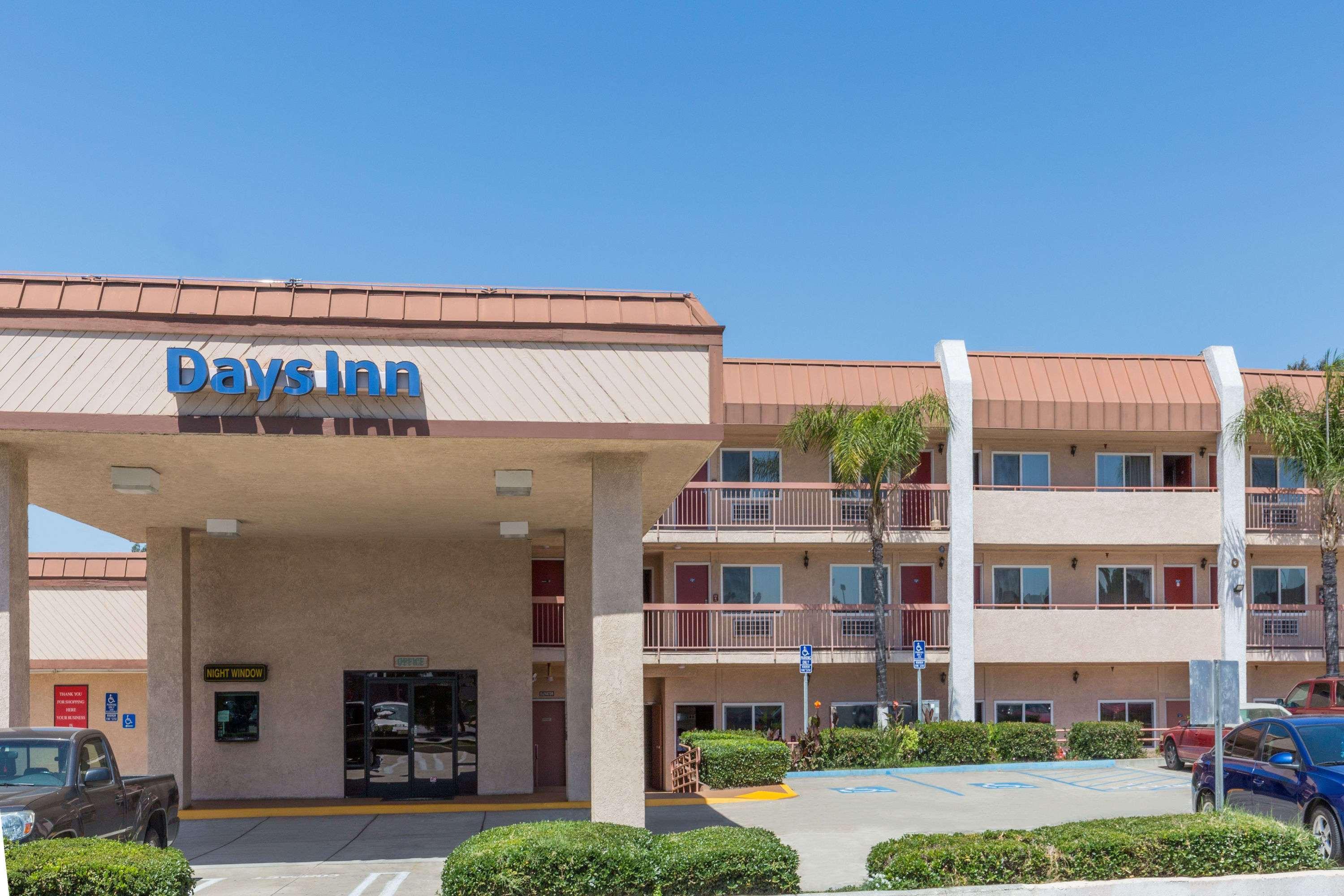 Days Inn By Wyndham Ontario Airport Kültér fotó
